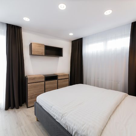 קלוז'-נאפוקה Uba Accommodation Aparthotel מראה חיצוני תמונה