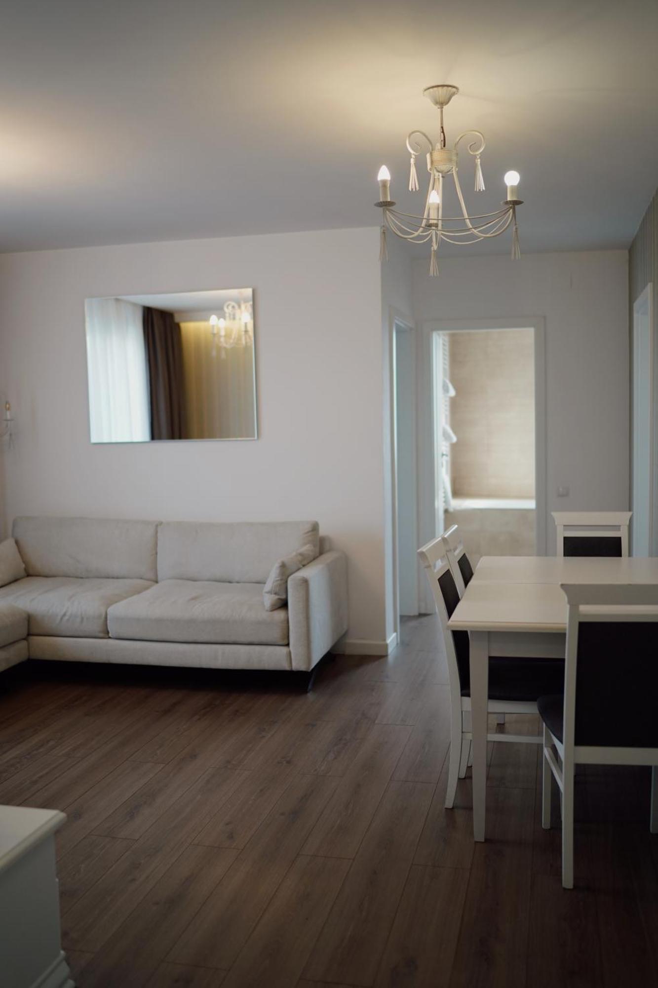 קלוז'-נאפוקה Uba Accommodation Aparthotel מראה חיצוני תמונה